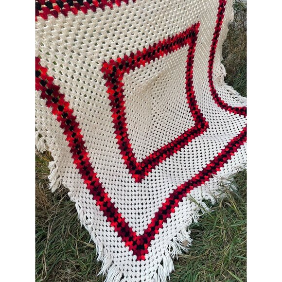 Vintage 1970s Large Granny Square Crochet Fringed Afghan Blanket - Picture 12 of 15